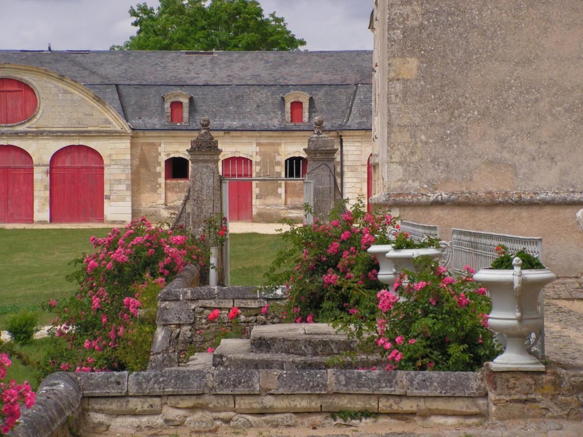 Chambres D'Hotes Au Chateau De Жизё Экстерьер фото